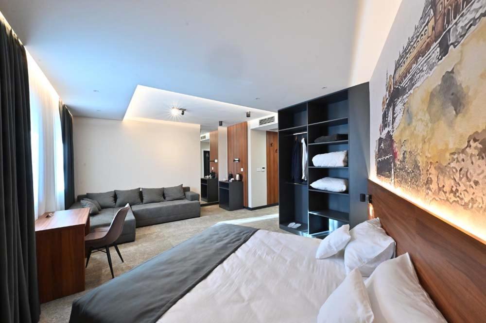Tvrdjava Rooms - 诺威萨 外观 照片