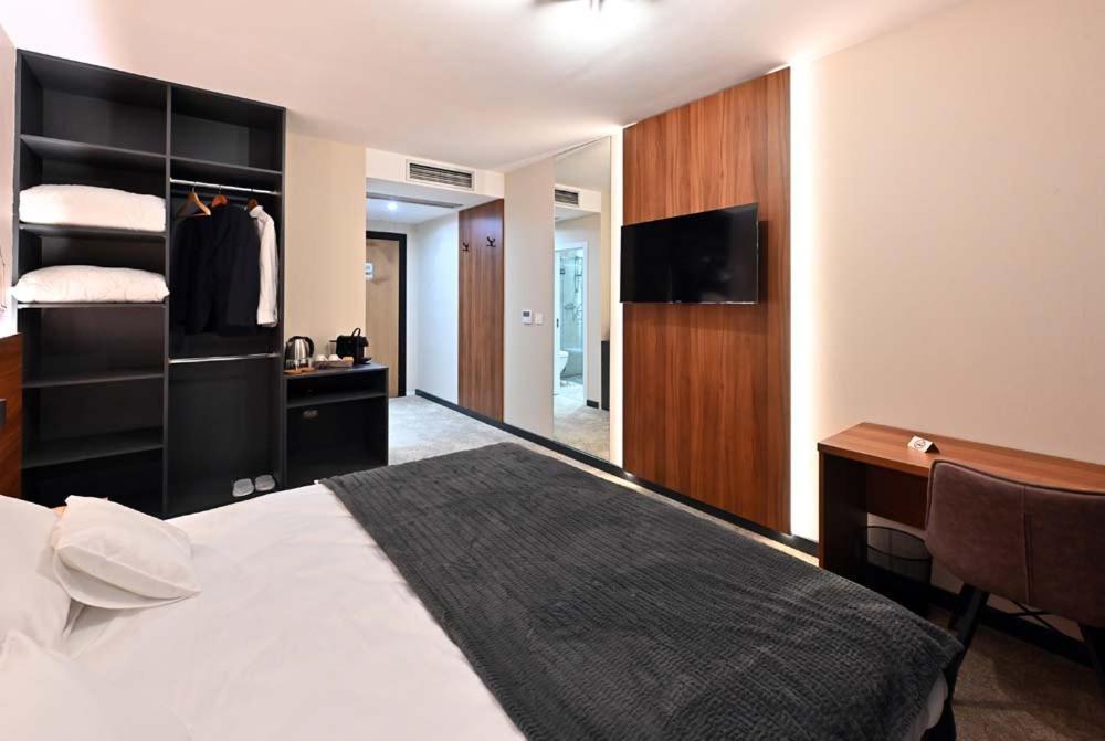 Tvrdjava Rooms - 诺威萨 外观 照片